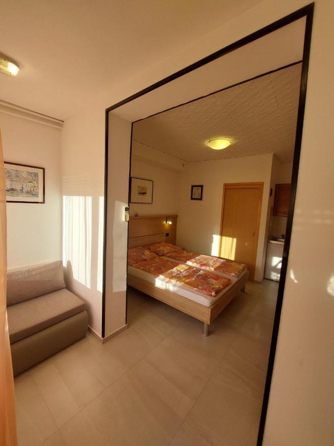 Apartmani Gamboc + Experience And Discounts Умаг Экстерьер фото
